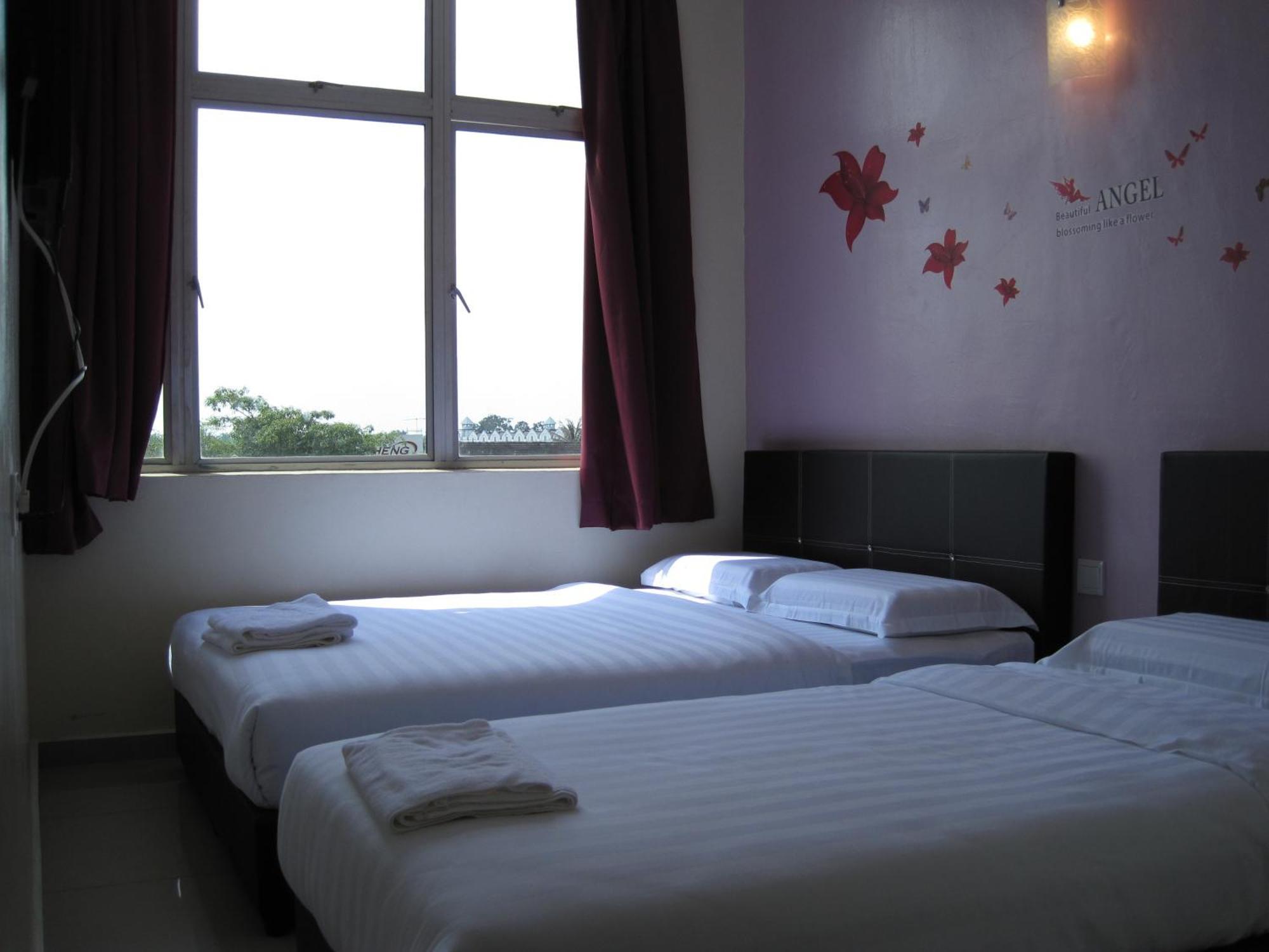 Max Inn Hotel Parit Raja Bilik gambar