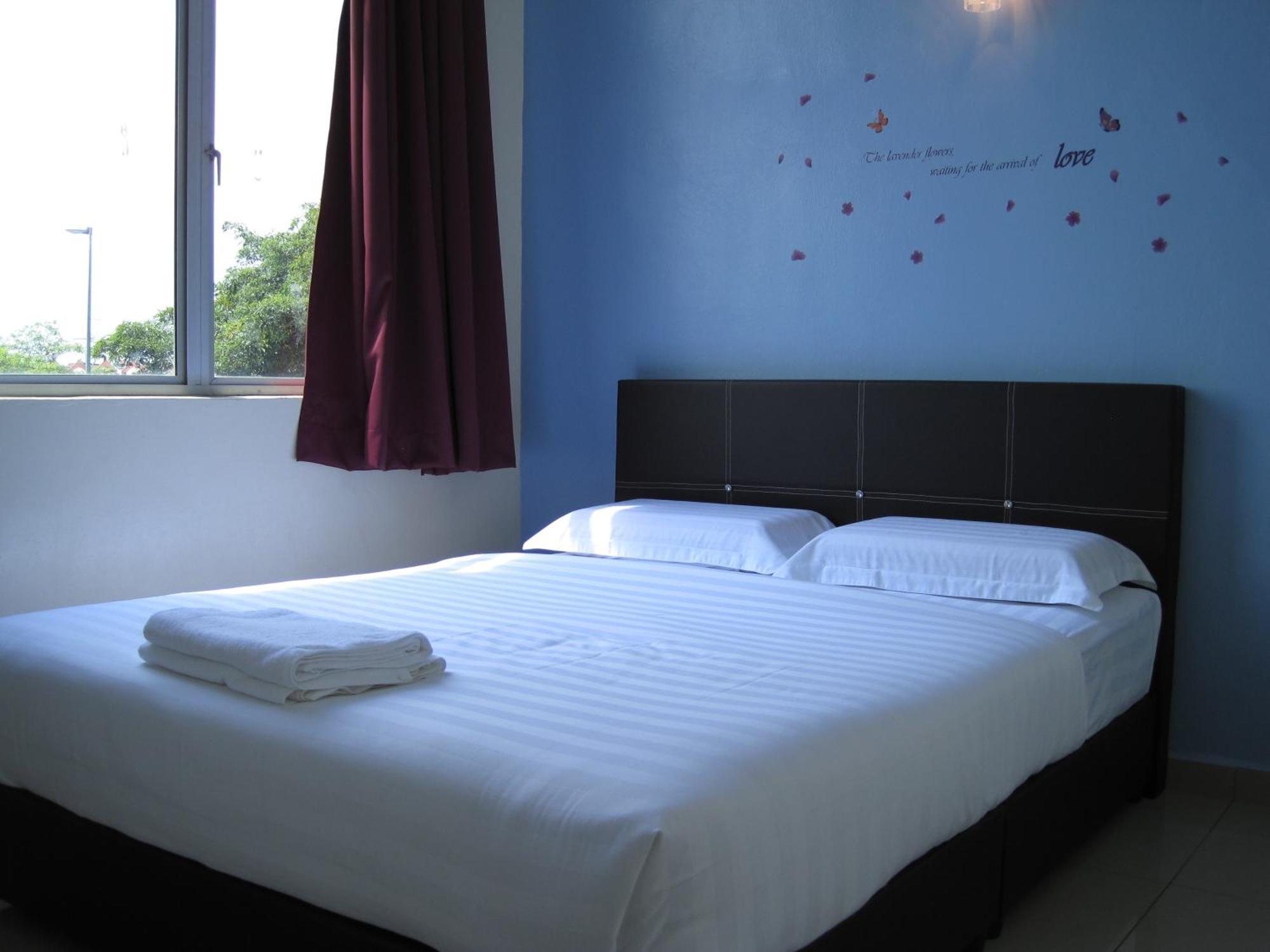 Max Inn Hotel Parit Raja Bilik gambar