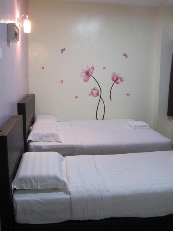 Max Inn Hotel Parit Raja Luaran gambar