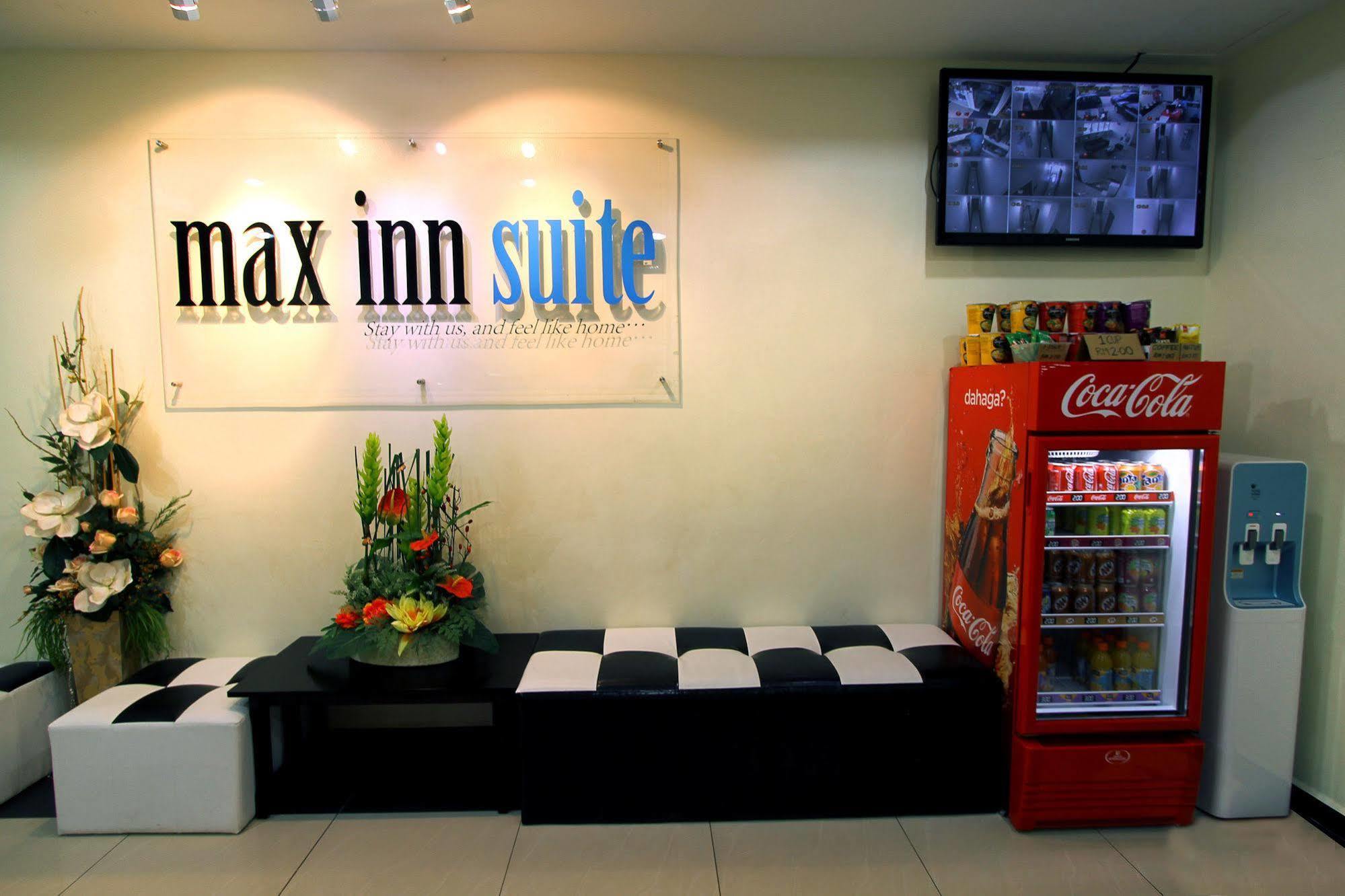 Max Inn Hotel Parit Raja Luaran gambar